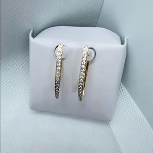 Micro-Pavé Swarovski Crystals Played in 18k Gold